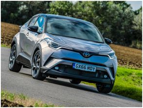 高顏值 易操控 試駕海外c hr 奕澤izoa